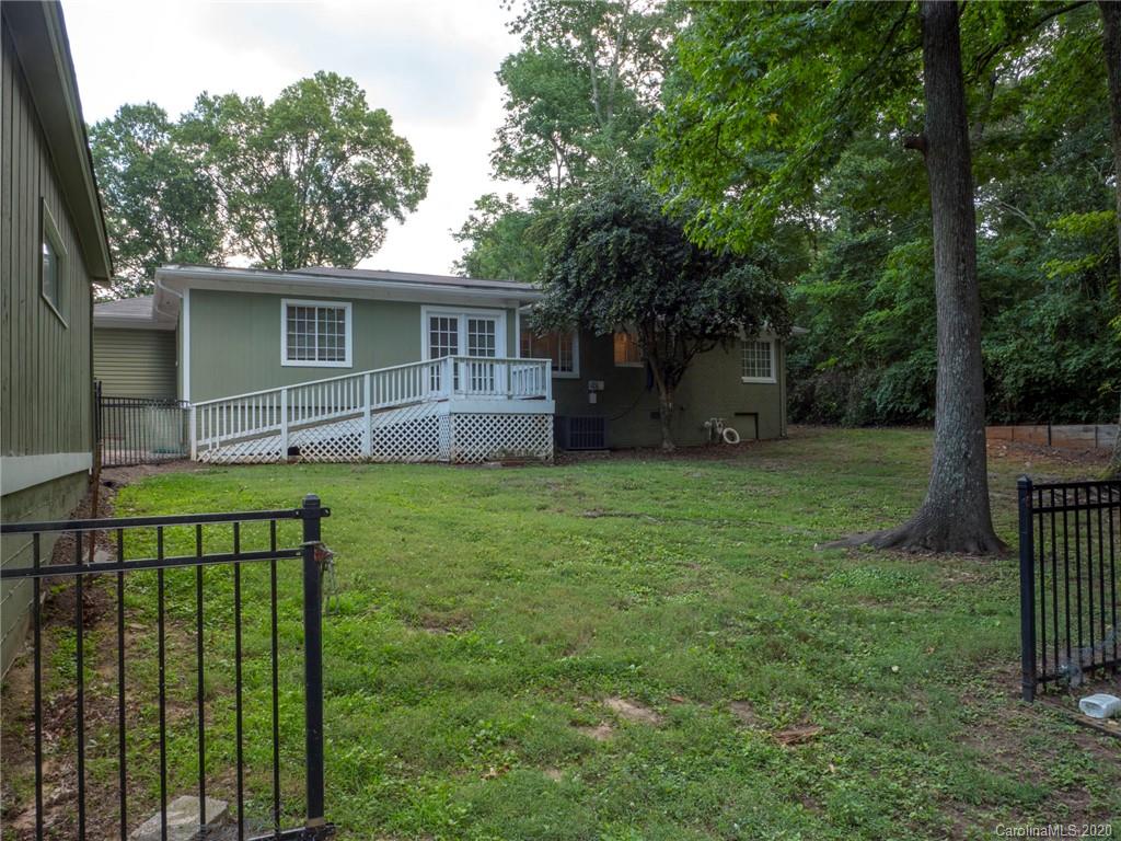 2743 Allen Road South Charlotte, NC 28269 - Photo 22 of 26 Gallery Image 22