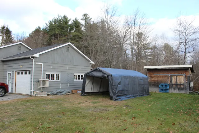 $300,000 | 7 Alexander Street, Lisbon, ME 04250
