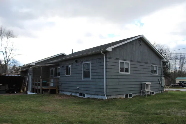 $300,000 | 7 Alexander Street, Lisbon, ME 04250