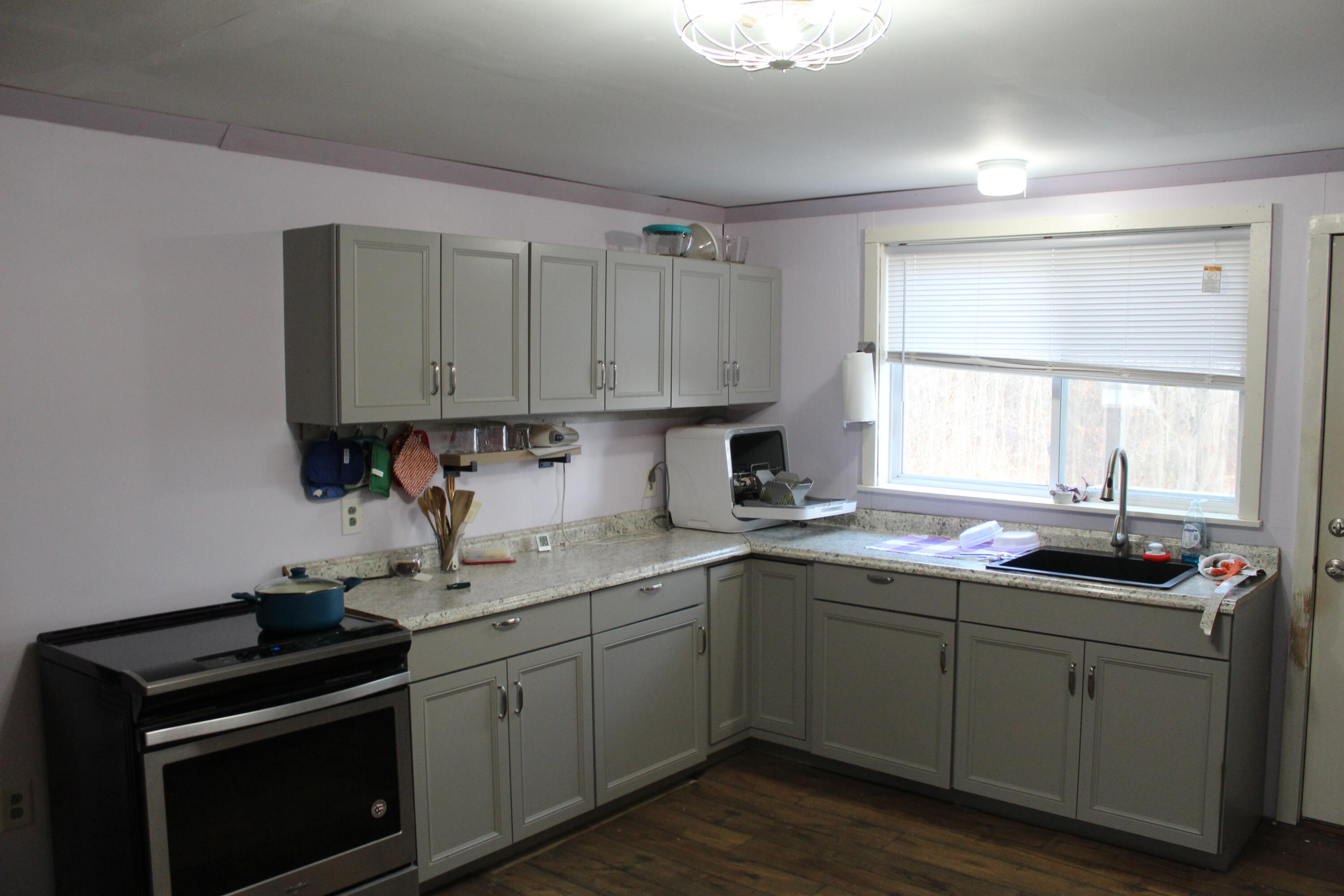 7 Alexander Street Lisbon, ME 04250 - Photo 8 of 33 IMG_0751