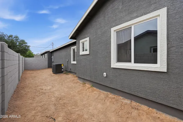 $725,000 | 454 South Pioneer, Mesa, AZ 85204