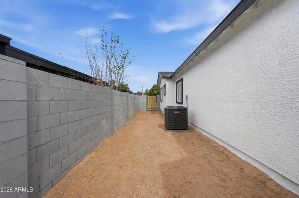 $725,000 | 454 South Pioneer, Mesa, AZ 85204