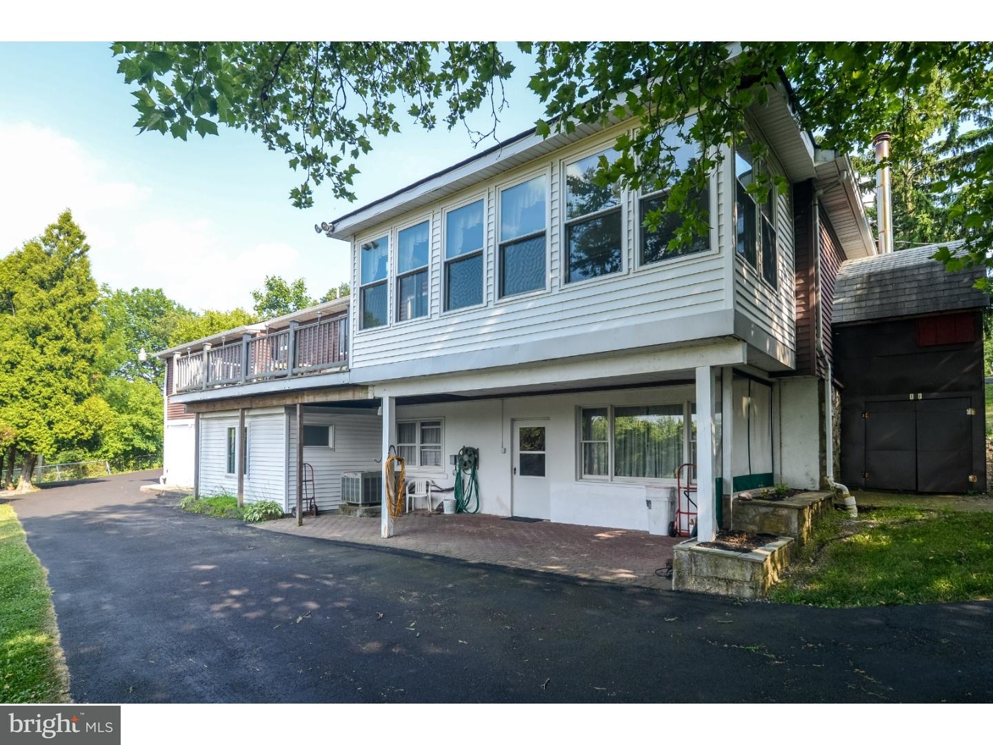 1385 Highpoint Road Coopersburg, PA 18036 - Photo 16 of 23 Gallery Image 16