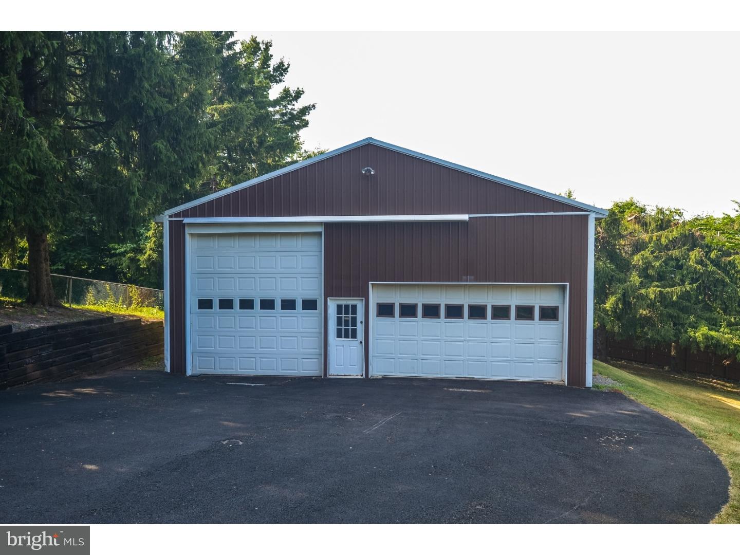 1385 Highpoint Road Coopersburg, PA 18036 - Photo 19 of 23 Gallery Image 19