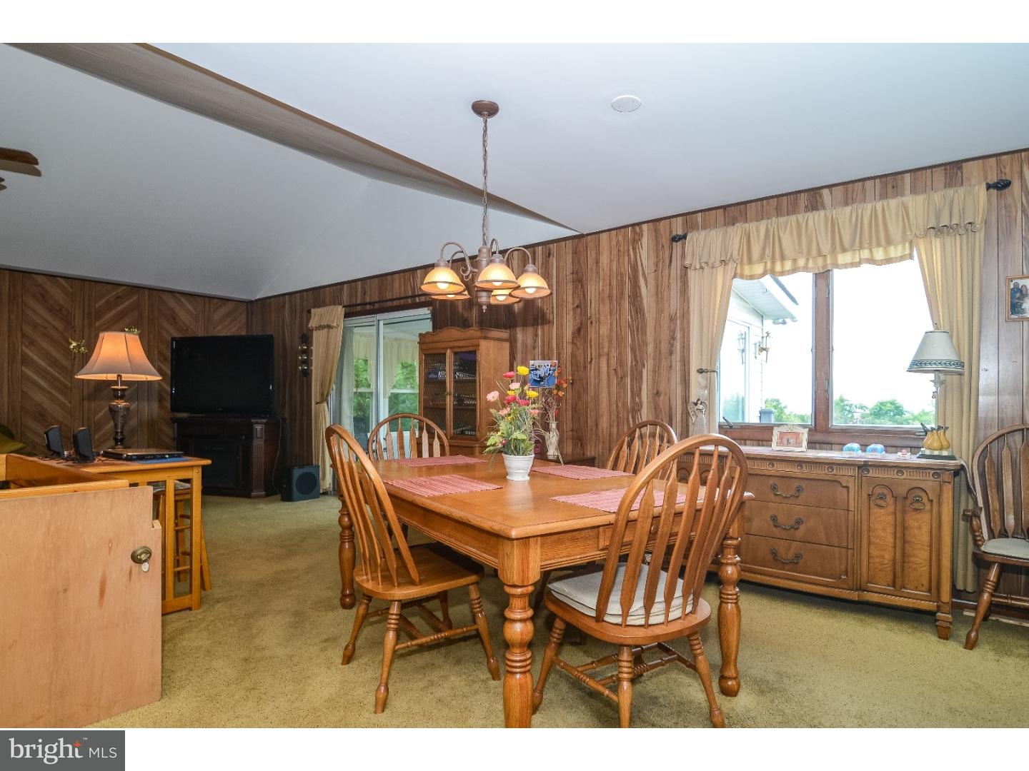 1385 Highpoint Road Coopersburg, PA 18036 - Photo 4 of 23 Gallery Image 4