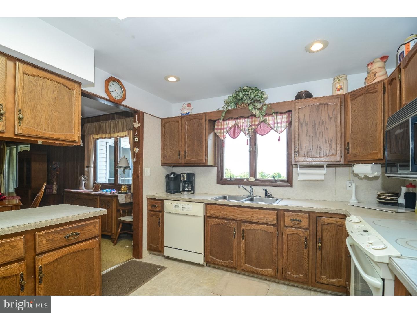 1385 Highpoint Road Coopersburg, PA 18036 - Photo 5 of 23 Gallery Image 5