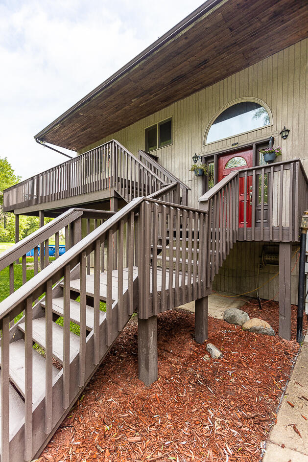 5243 Meridian Road Leslie, MI 49251 - Photo 3 of 43 0N0A7671