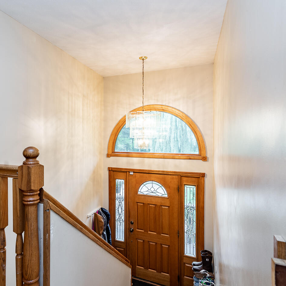 5243 Meridian Road Leslie, MI 49251 - Photo 6 of 43 0N0A7715-HDR