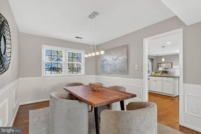 $1,199,900 | 2607 Washington Boulevard, Arlington, VA 22201