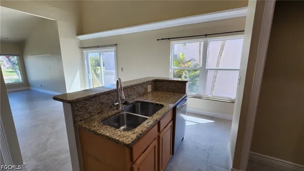 $2,400 | 6118 Montego Bay Loop, Fort Myers, FL 33908