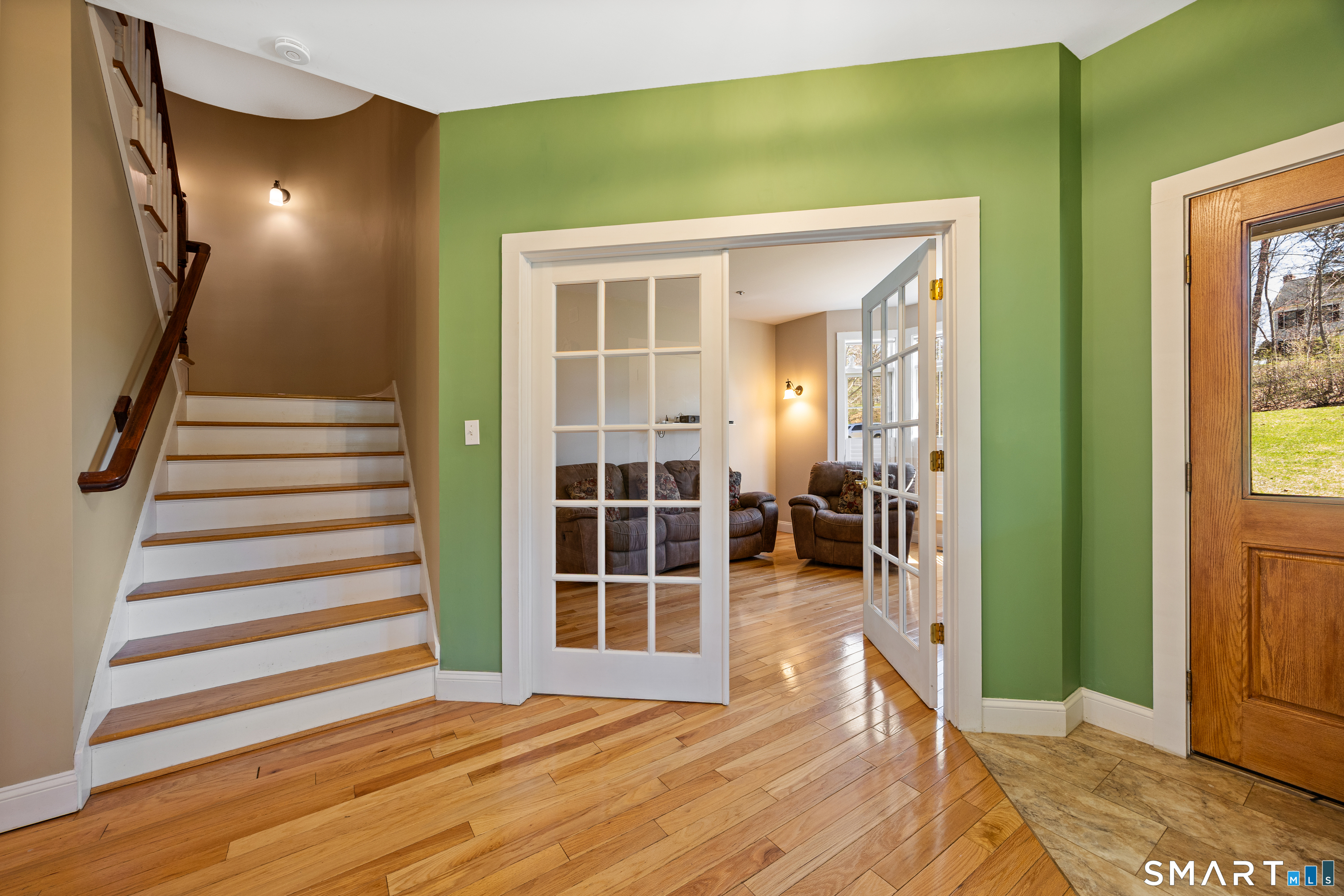 51 Louis Road Middlefield, CT 06455 - Photo 10 of 39 Front Hallway