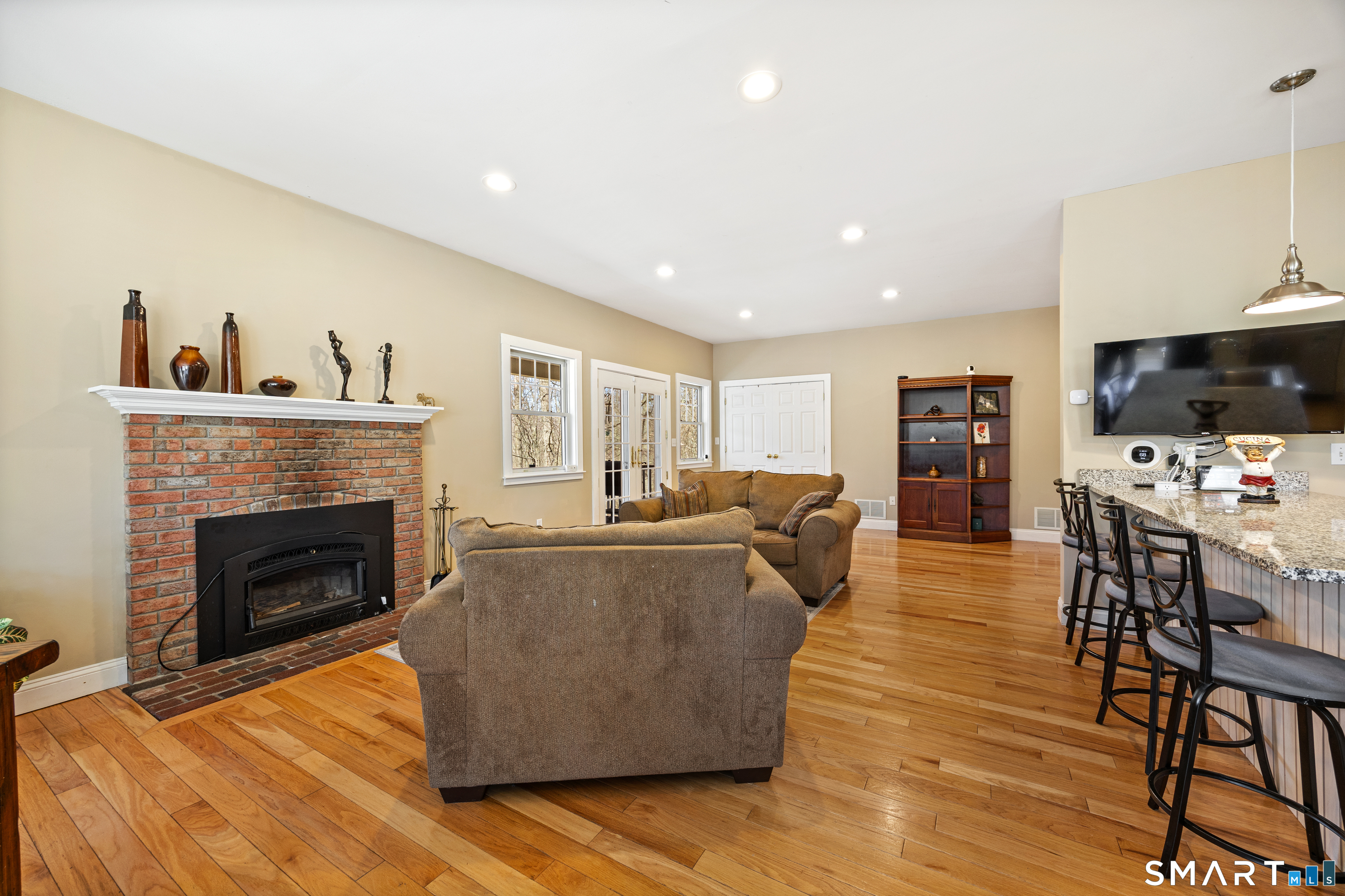 51 Louis Road Middlefield, CT 06455 - Photo 6 of 39 Family Room