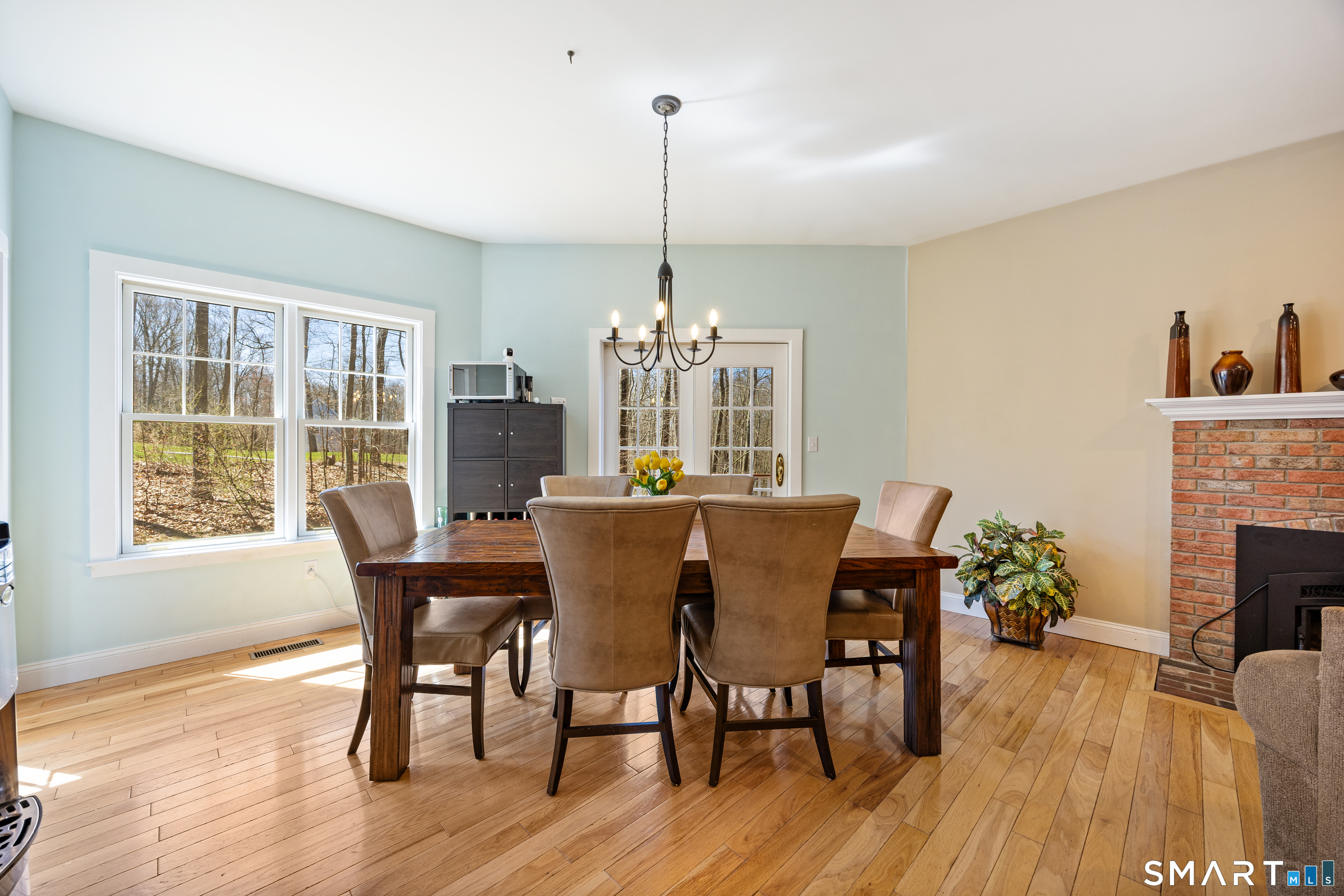51 Louis Road Middlefield, CT 06455 - Photo 7 of 39 Dining Area