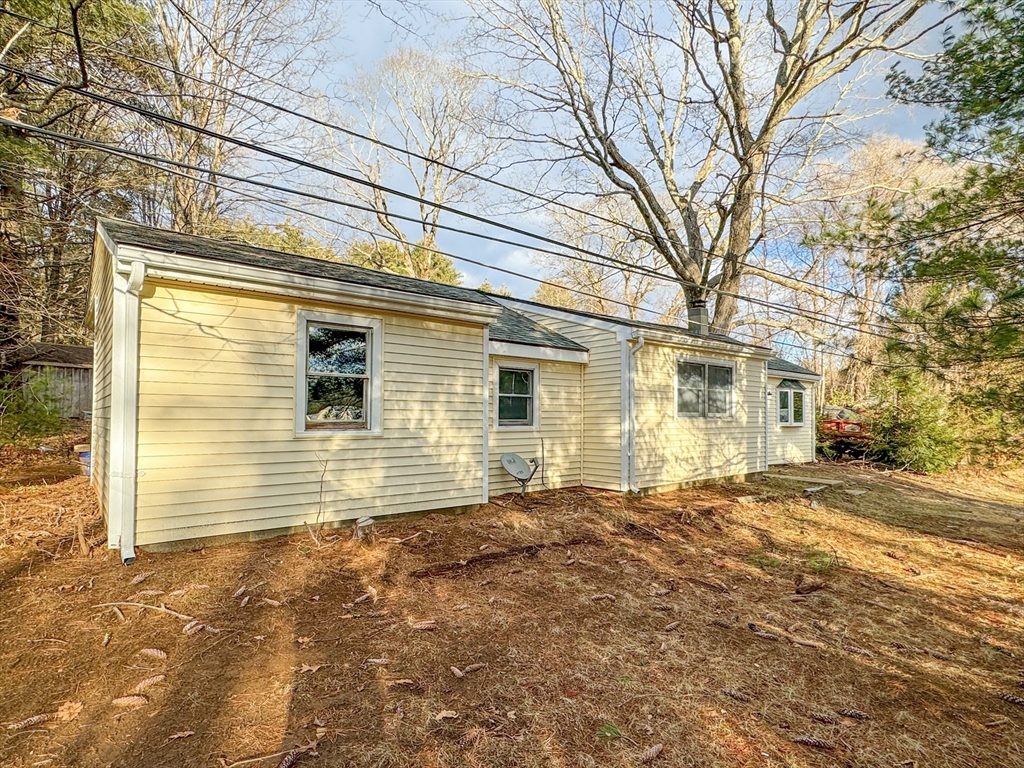 16 Schoolhouse Cross Road Brookfield, MA 01506 - Photo 34 of 39 a view of a house with a yard