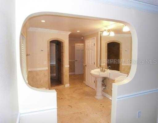 6823 Old Ranch Road Sarasota, FL 34241 - Photo 5 of 12 Master Bath