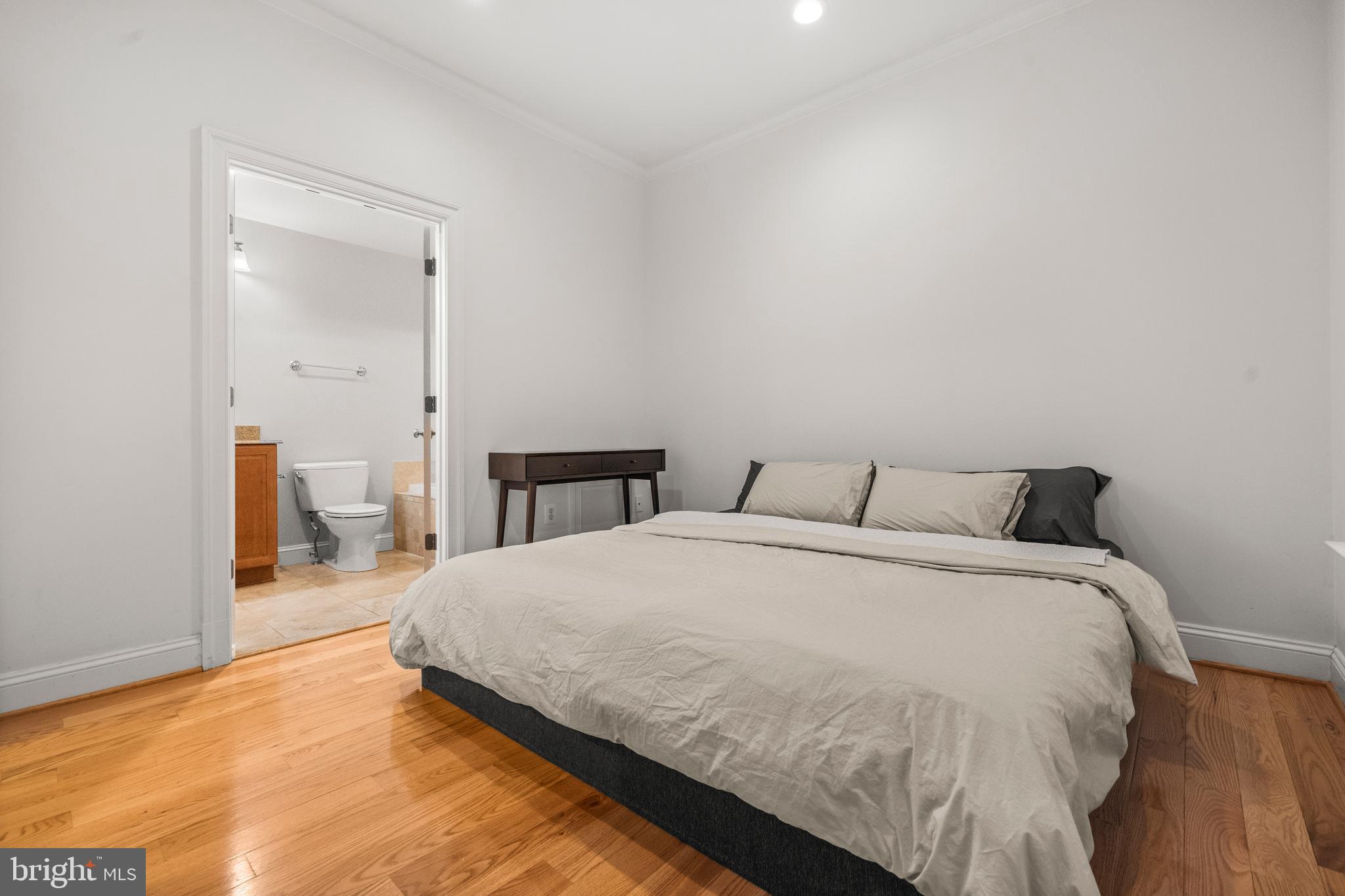 1740 18th Street Northwest, Unit 101 Washington, DC 20009 - Photo 16 of 25