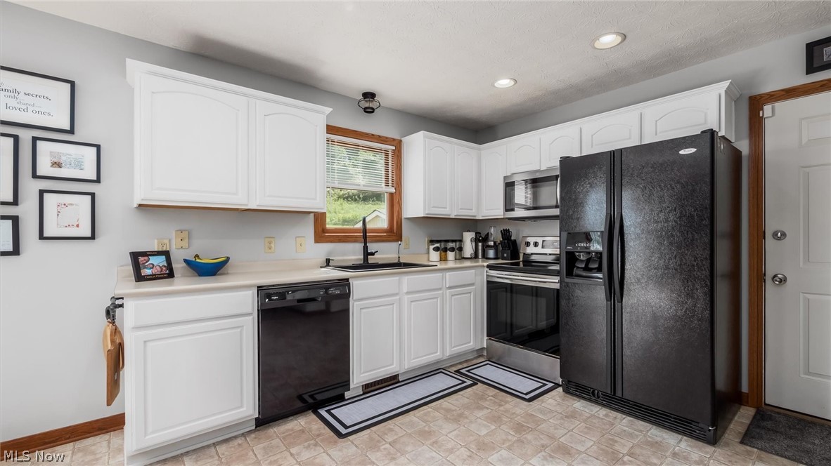 1480 Sunflower Road New Concord, OH 43762 - Photo 6 of 50 Gallery Image 6