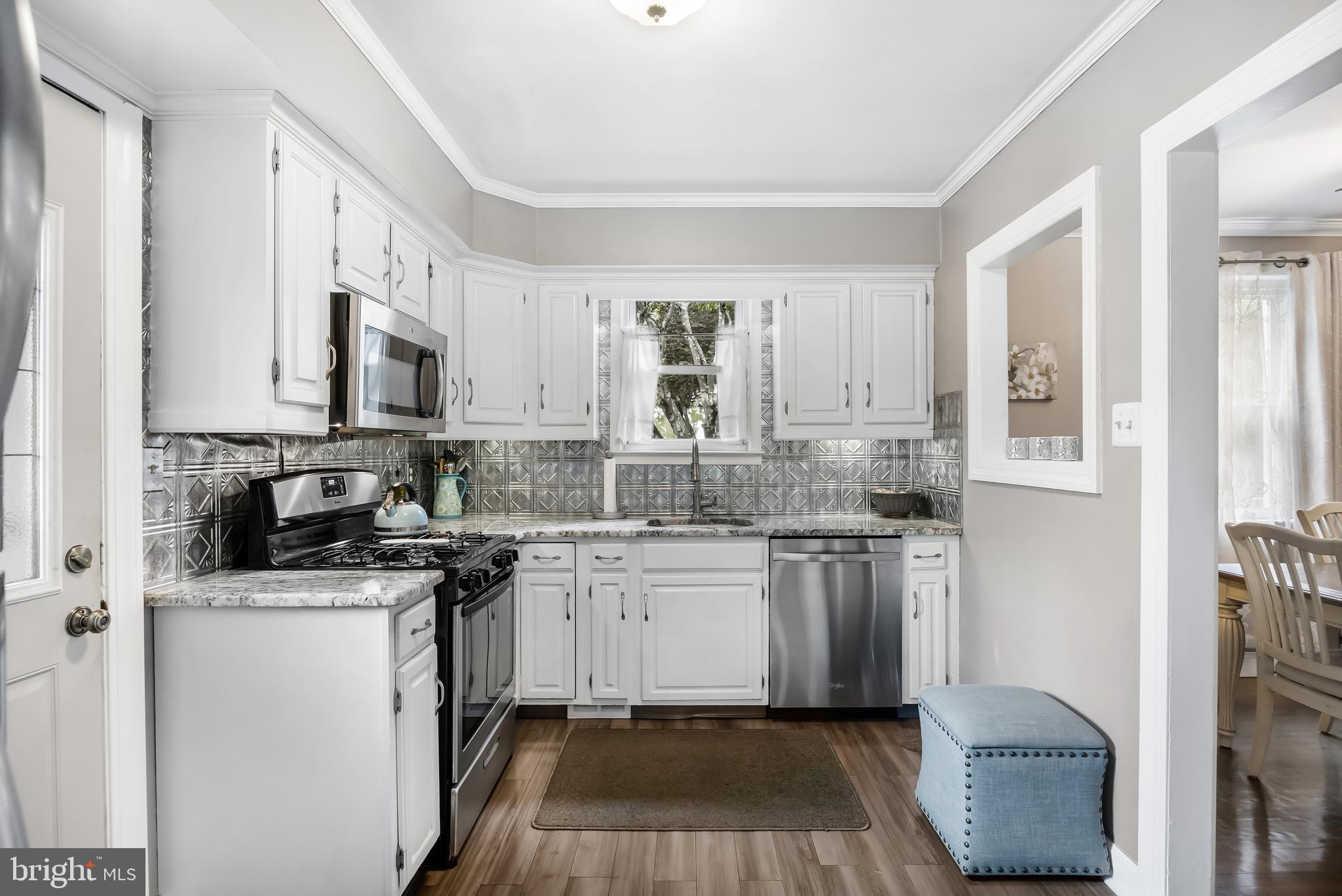 37 Edgewood Road Bordentown, NJ 08505 - Photo 16 of 51 Kitchen