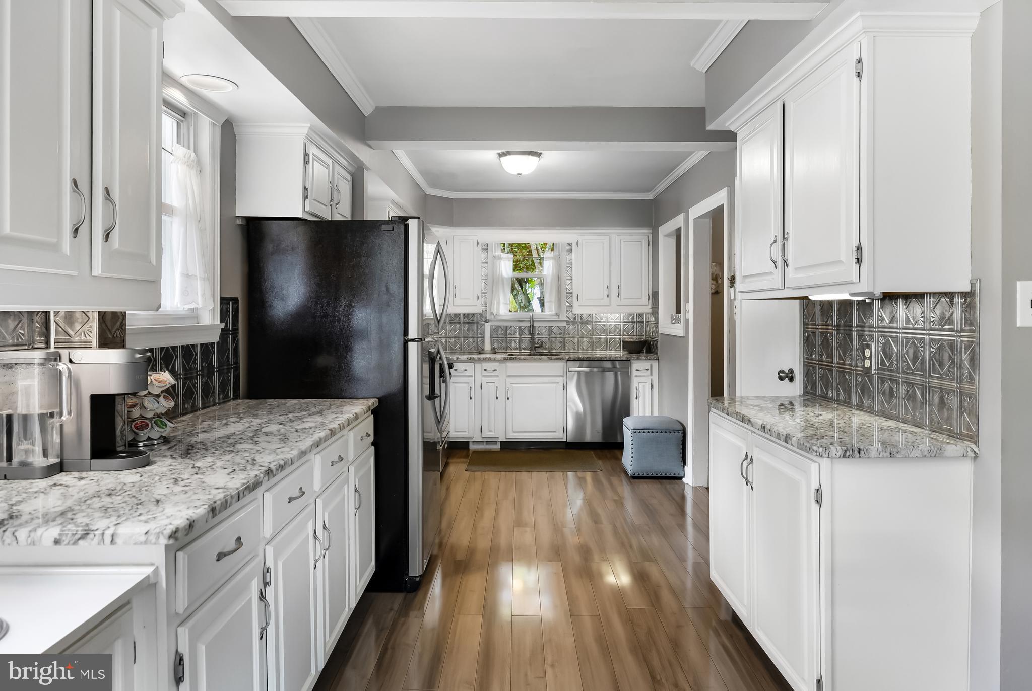 37 Edgewood Road Bordentown, NJ 08505 - Photo 20 of 51 Kitchen