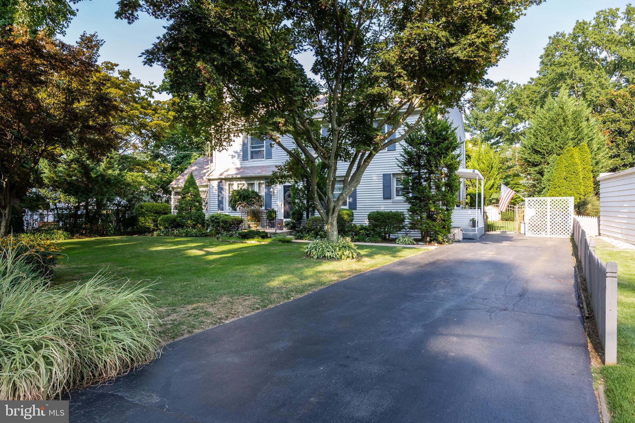 37 Edgewood Road Bordentown, NJ 08505 - Photo 45 of 51 Driveway