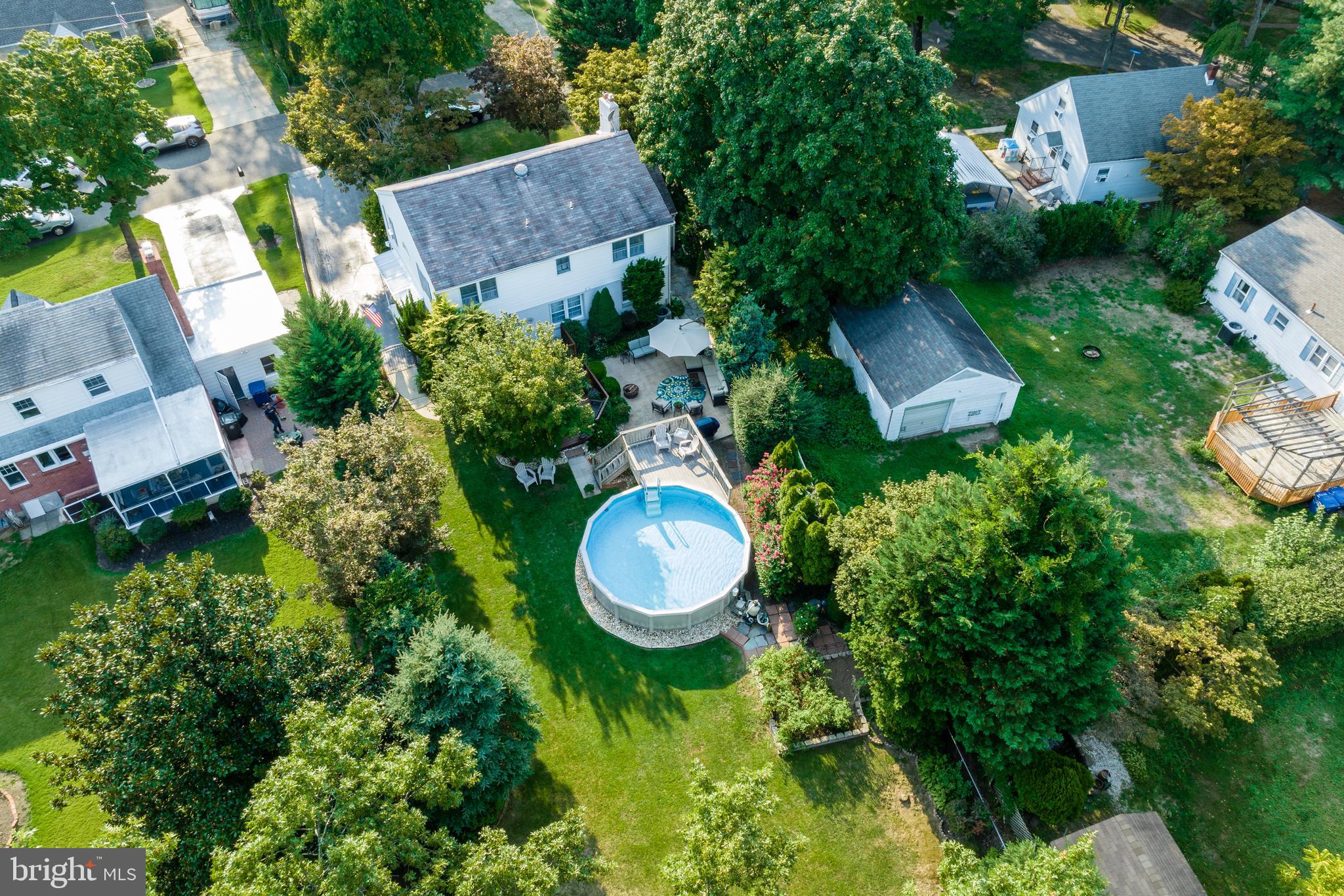37 Edgewood Road Bordentown, NJ 08505 - Photo 49 of 51 drone view