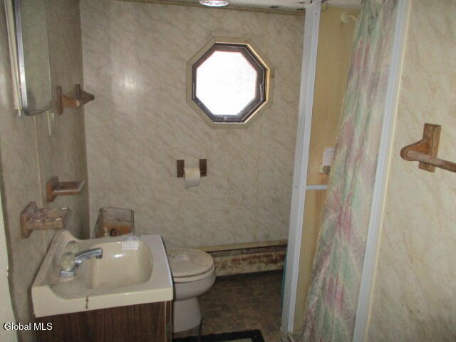 918 Hegeman Street Schenectady, NY 12306 - Photo 6 of 7 IMG_8166