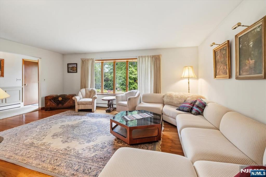 641 Antrim Road River Vale, NJ 07675 - Photo 8 of 45
