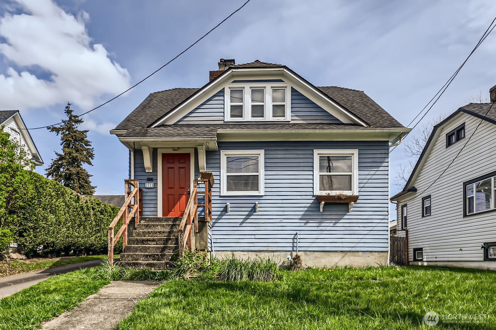 2723 Virginia Avenue Everett, WA 98201 - Photo 1 of 11