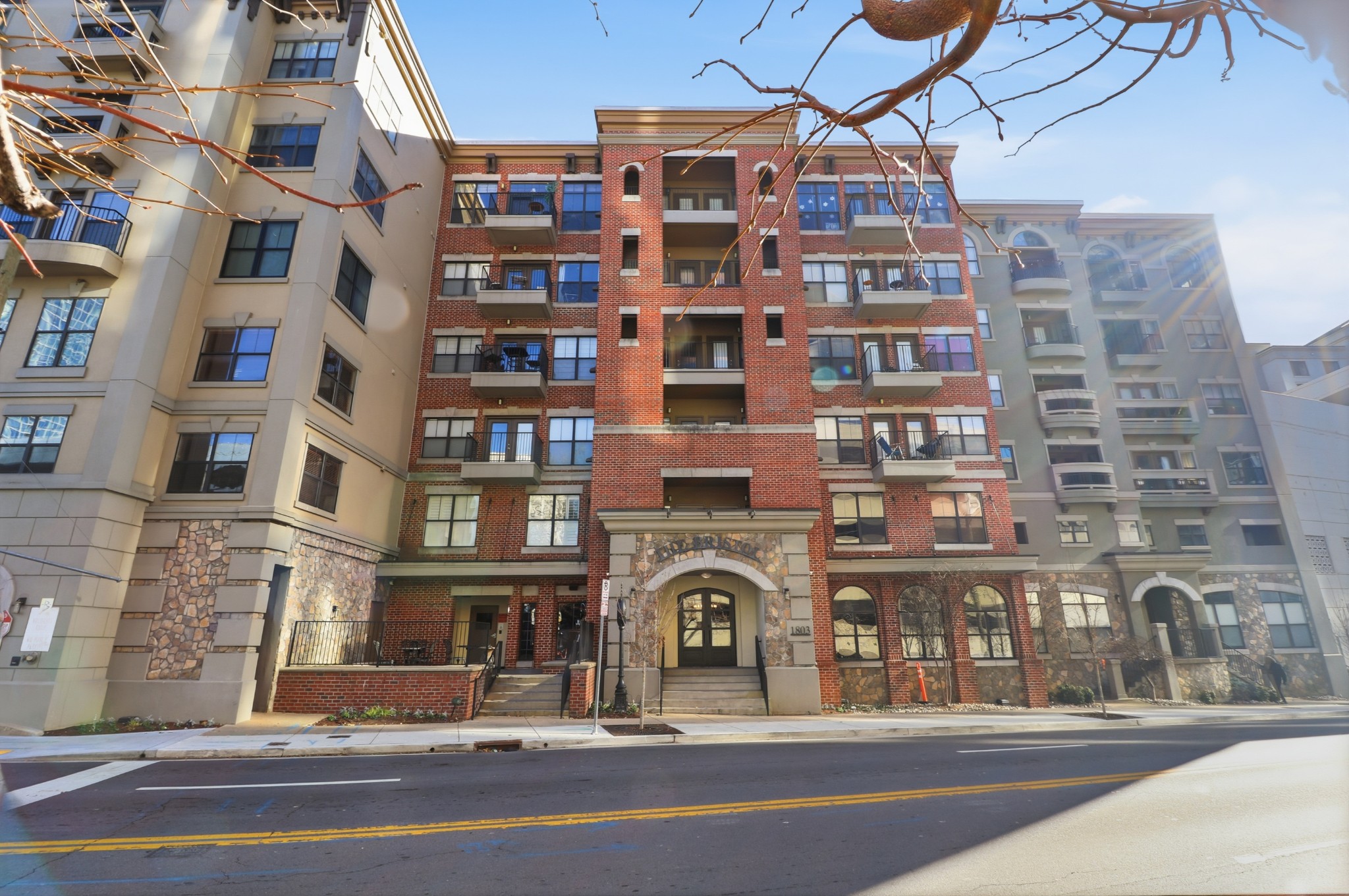 1803 Broadway, Unit 519 Nashville, TN 37203 - Photo 30 of 31 a front view of a building