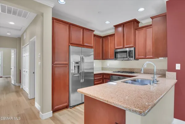 $669,900 | 3262 London Lane, Oxnard, CA 93036
