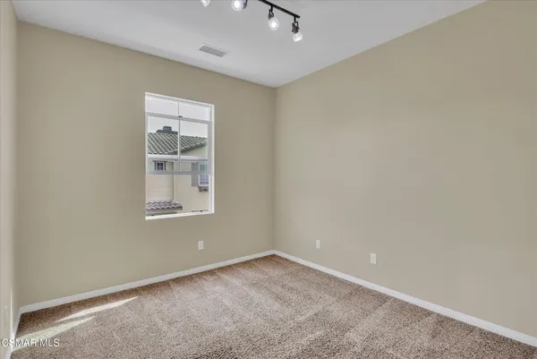 $669,900 | 3262 London Lane, Oxnard, CA 93036