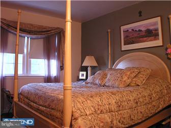 105 Juniper Road Havertown, PA 19083 - Photo 9 of 12 Bedroom - Main
