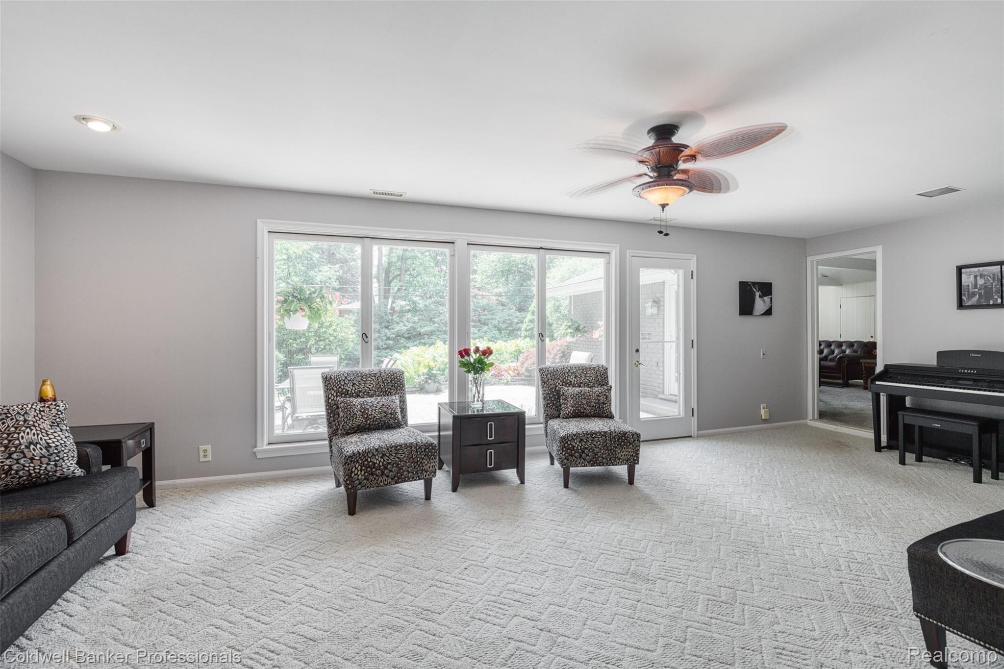 1066 Rock Spring Road Bloomfield Hills, MI 48304 - Photo 7 of 33 592A2693.jpg