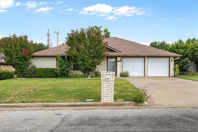 $295,000 | 126 Ben Hogan, Stephenville, TX 76401