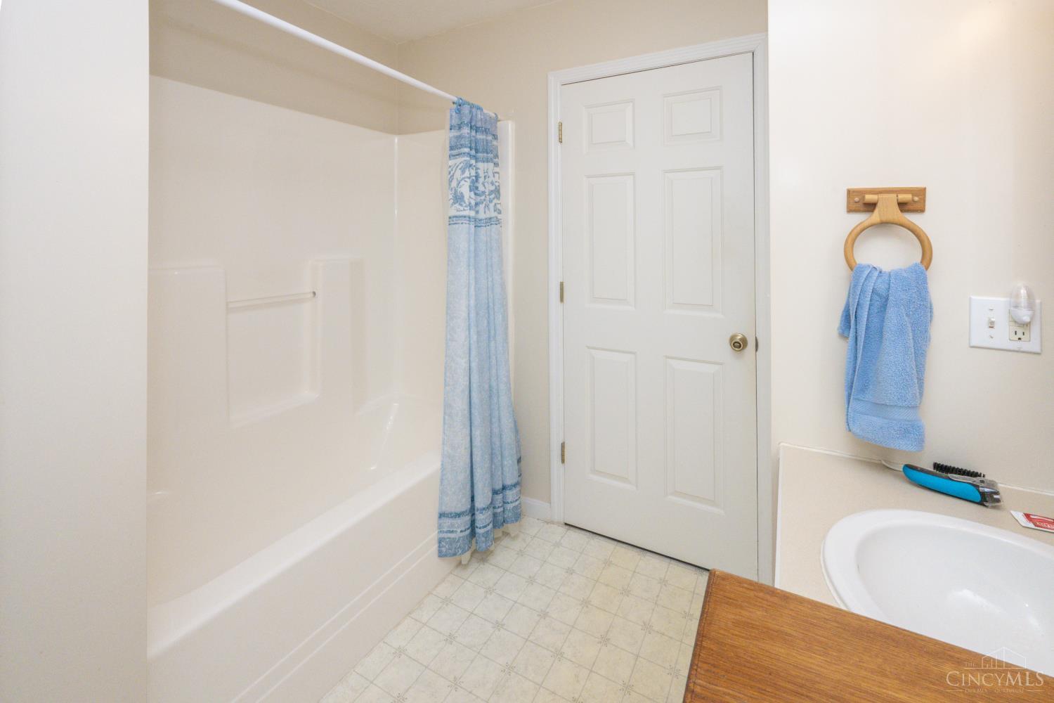 5780 Hutchinson Road Batavia, OH 45103 - Photo 11 of 33