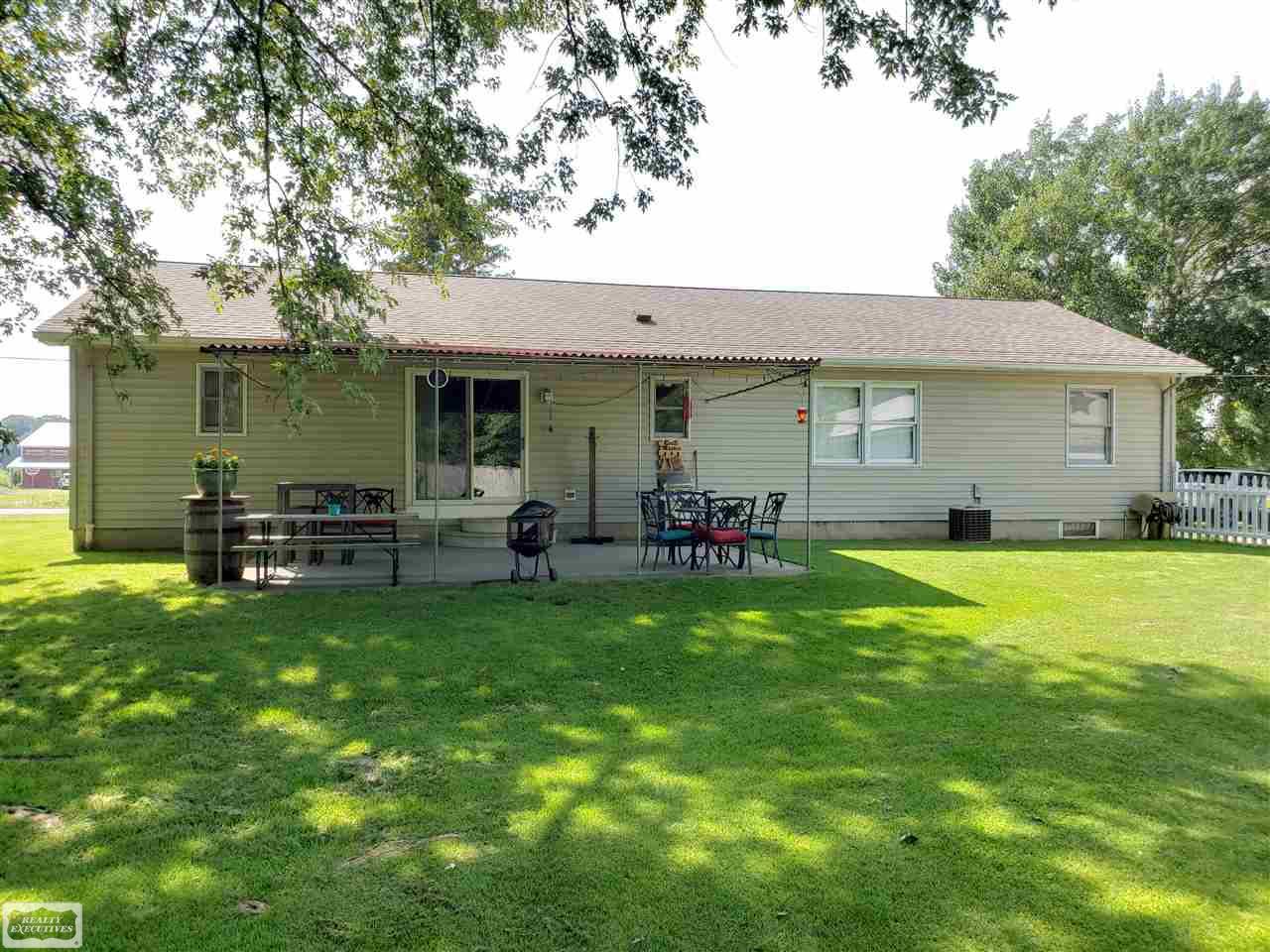 1470 Riley Center Road Memphis, MI 48041 - Photo 3 of 23 31354979-2.JPG