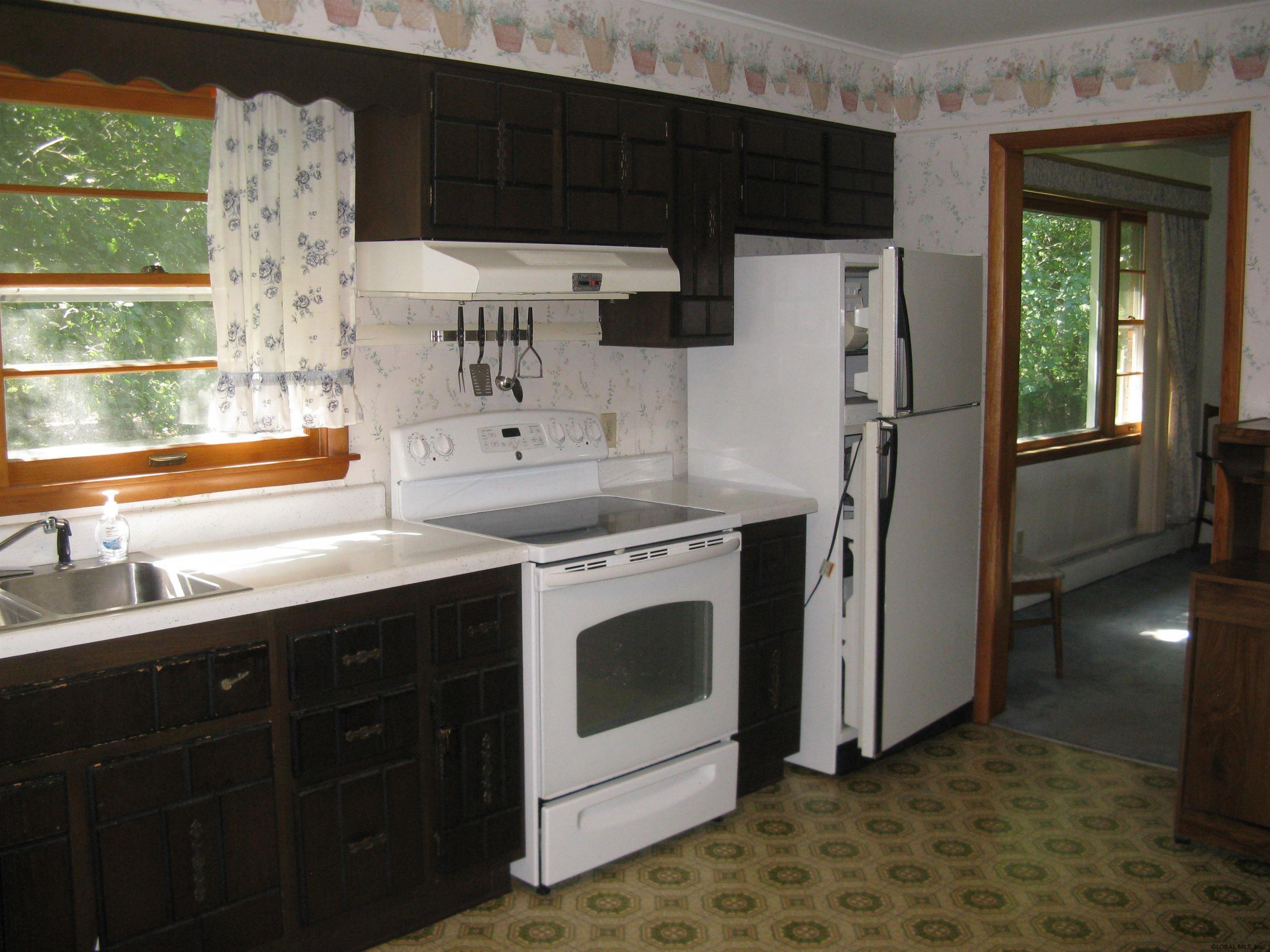 42 Altamont Road Voorheesville, NY 12186 - Photo 18 of 40 Photo 18