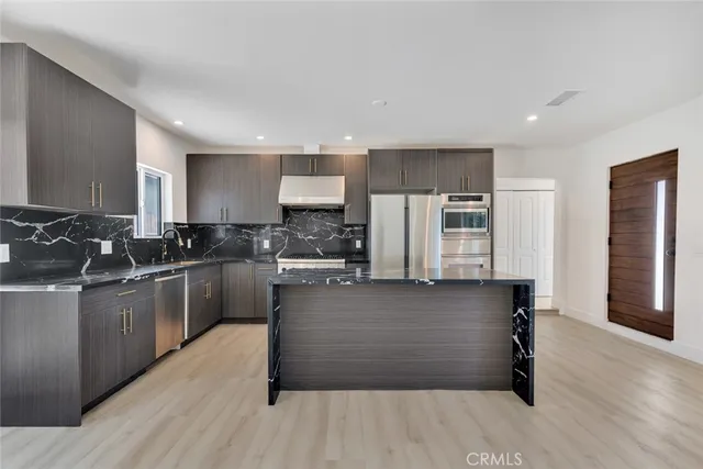 $1,175,000 | 8127 Radford Avenue, North Hollywood, CA 91605