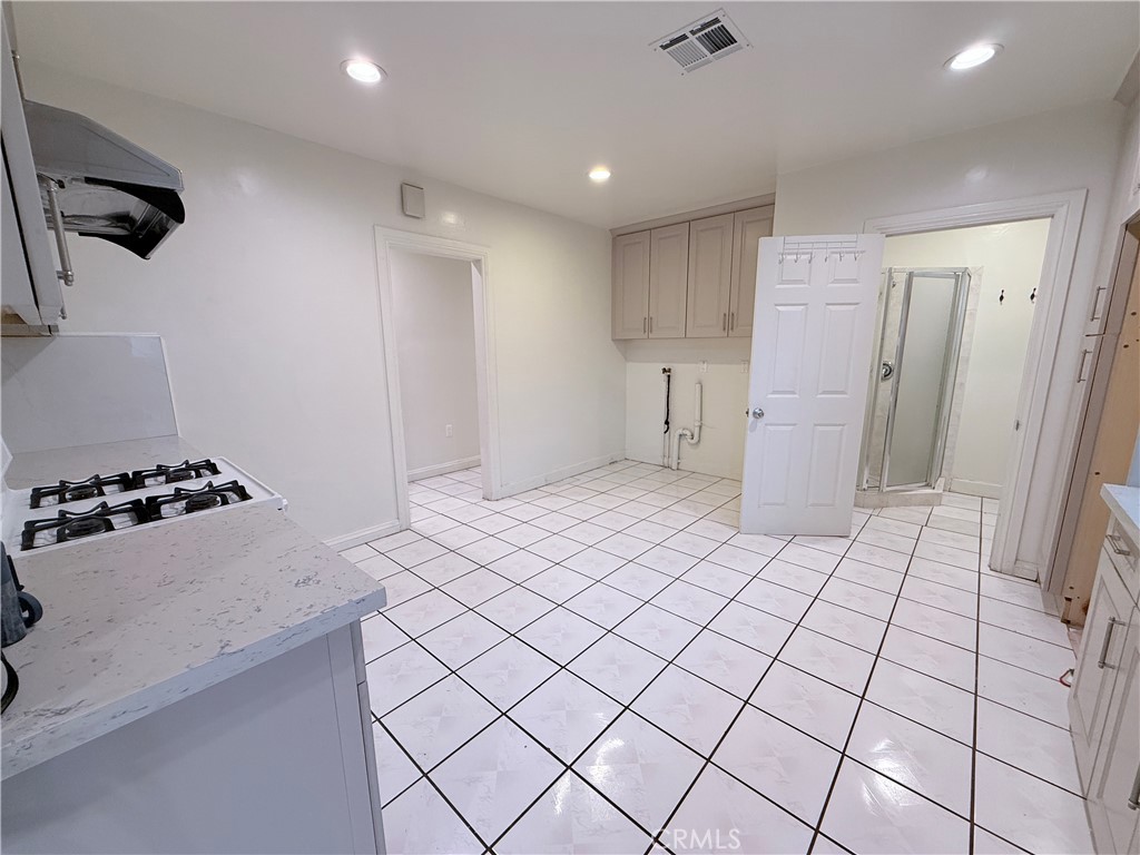 1837 South 7th Street Alhambra, CA 91803 - Photo 5 of 17 a view of room