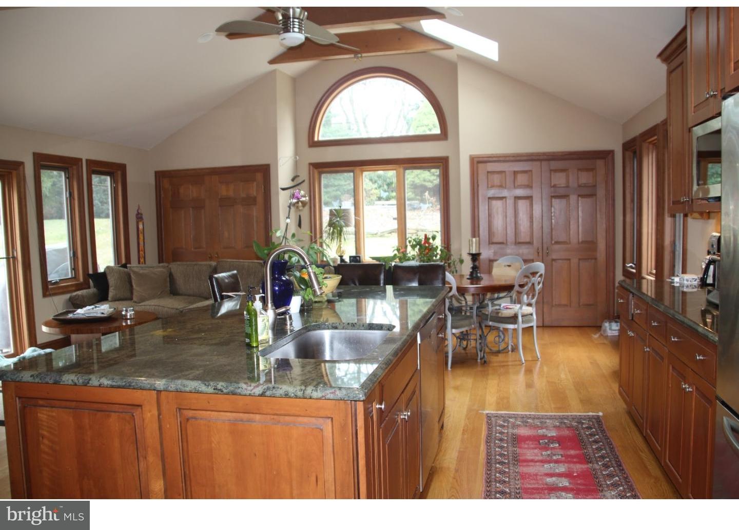 1049 Broadview Road Wayne, PA 19087 - Photo 8 of 21