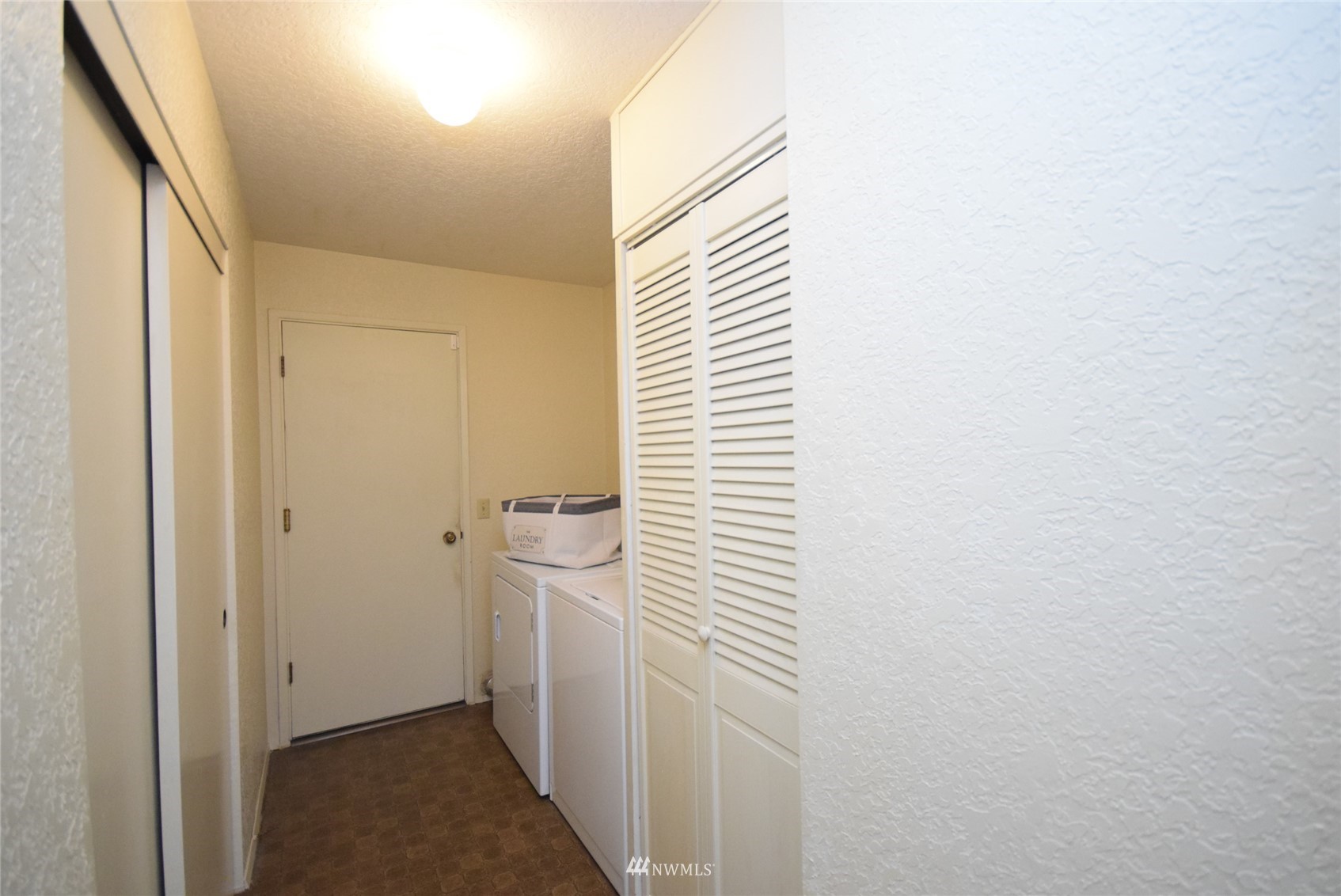 21 Clary Lane Sequim, WA 98382 - Photo 15 of 29 a bathroom with a sink and a mirror