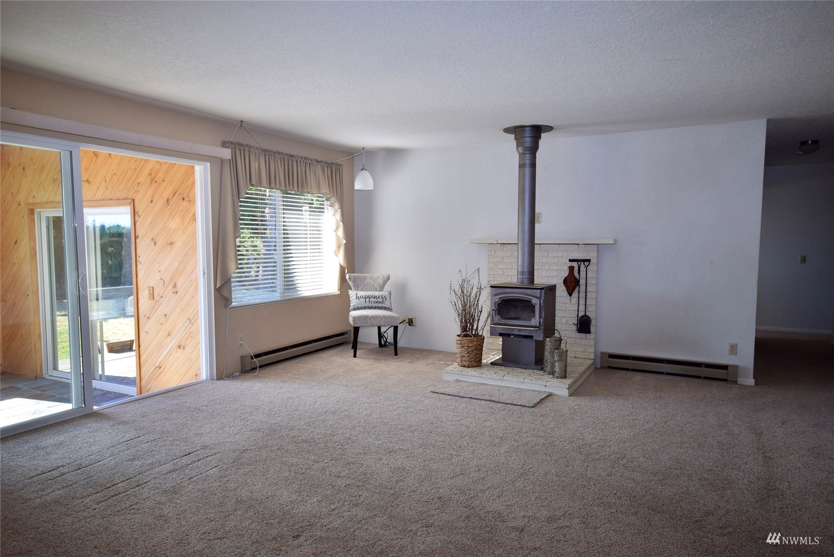 21 Clary Lane Sequim, WA 98382 - Photo 7 of 29 a view of a livingroom with a furniture and staircase