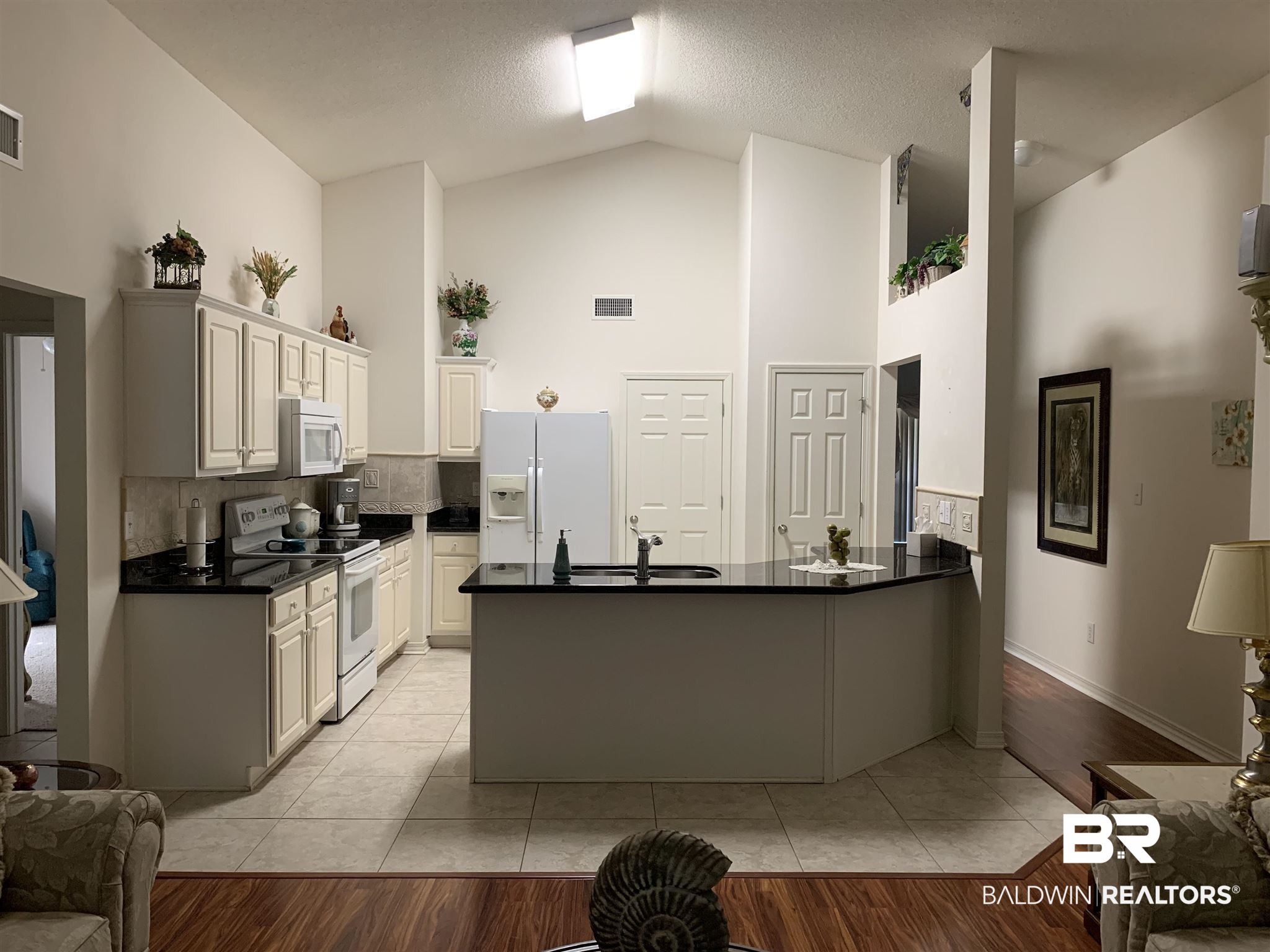 304 Cahaba Street Foley, AL 36535 - Photo 3 of 23