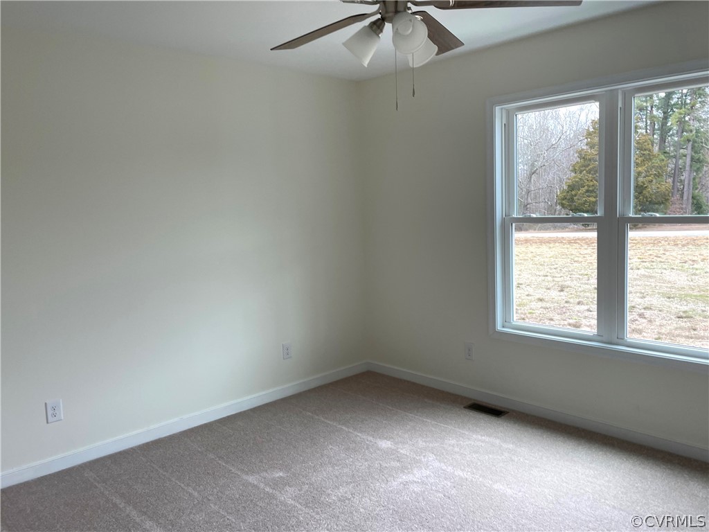 206 Wilson Road Blackstone, VA 23824 - Photo 24 of 38 an empty room with a window