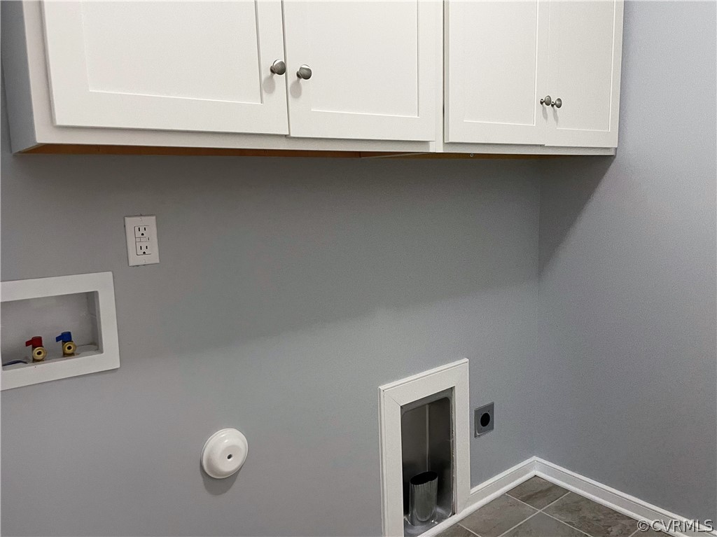 206 Wilson Road Blackstone, VA 23824 - Photo 31 of 38 a close view of cabinet