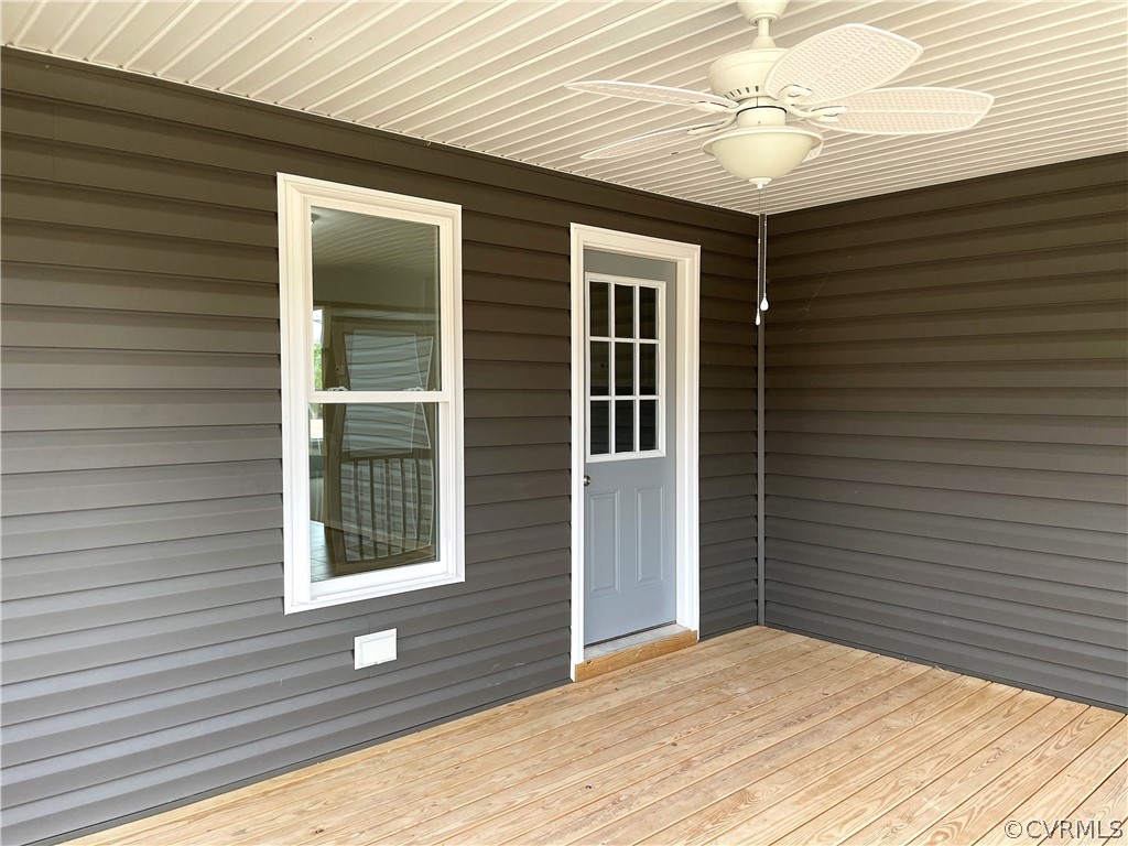 206 Wilson Road Blackstone, VA 23824 - Photo 32 of 38 a view of backyard with a balcony
