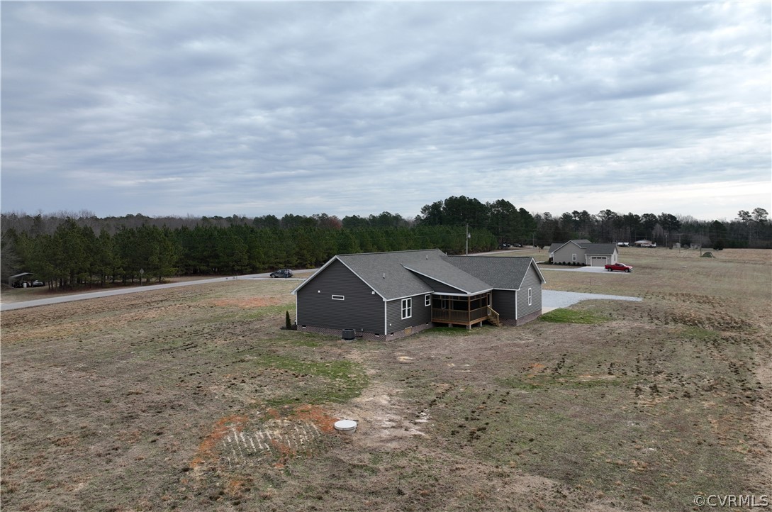 206 Wilson Road Blackstone, VA 23824 - Photo 6 of 38 a view of a outdoor space with mountain and trees in the background