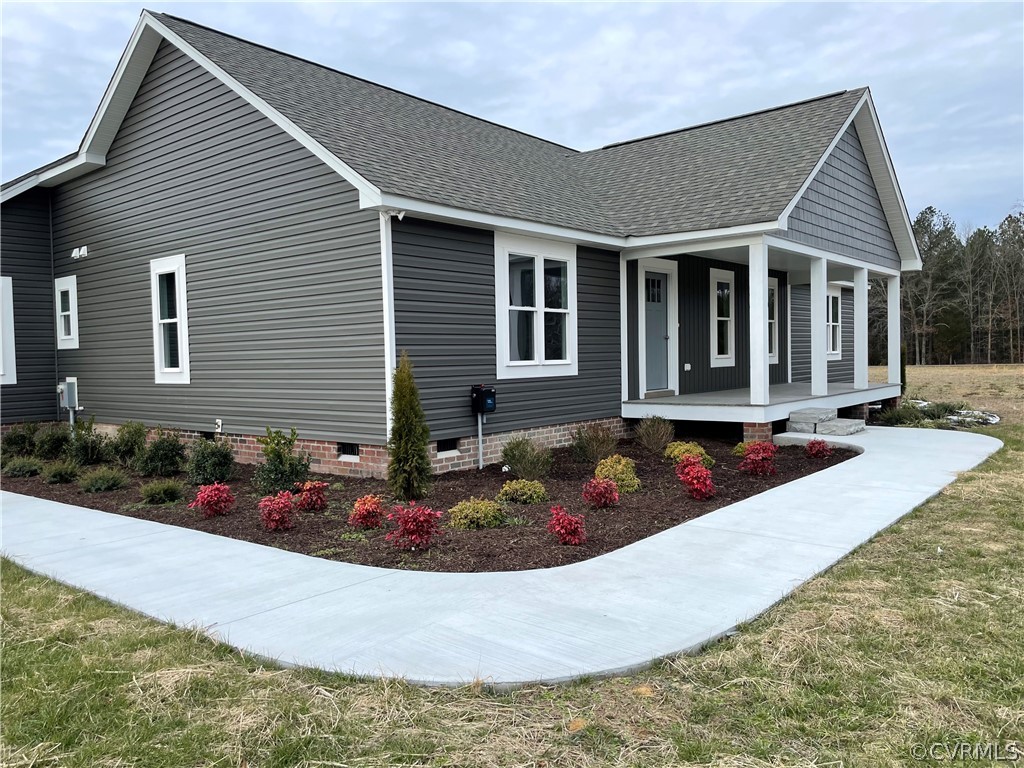 206 Wilson Road Blackstone, VA 23824 - Photo 8 of 38 front view of a house with a yard
