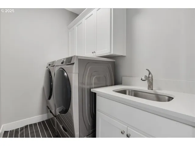 $576,500 | 2754 Inna Avenue Northwest, Salem, OR 97304