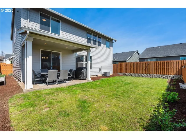 $576,500 | 2754 Inna Avenue Northwest, Salem, OR 97304